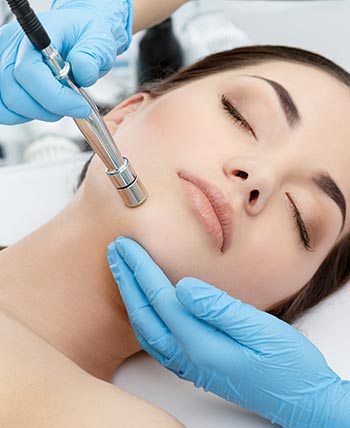 Microdermabrasion in Chicago, IL
